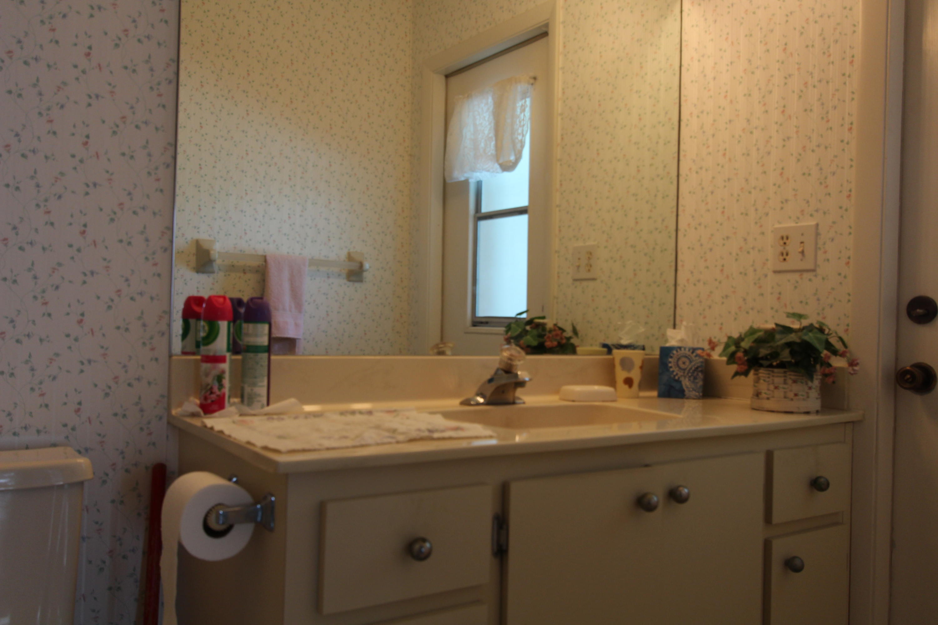 23349 Lago Mar Circle Boca Raton, FL 33433 - Photo 23 of 23 second bathroom