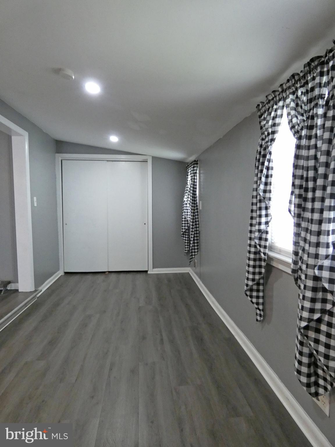 340 Jackson Avenue Carneys Point, NJ 08069 - Photo 12 of 36