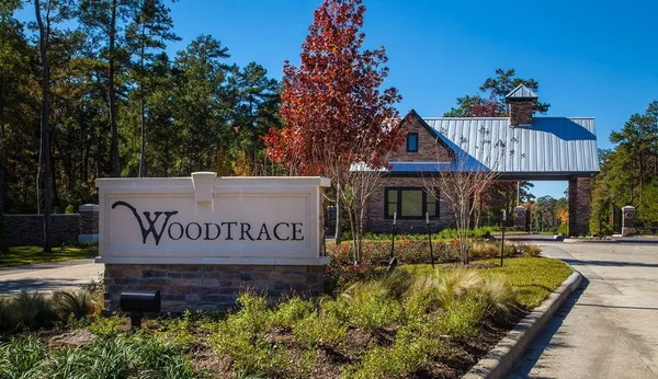 $899,000 | 902 Falcon Hollow Lane, Pinehurst, TX 77362