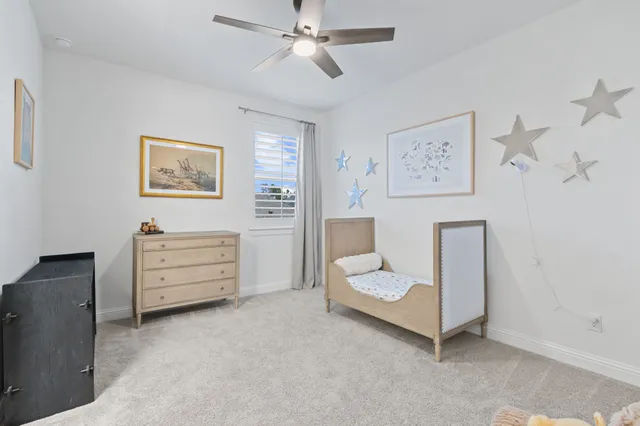 $940,000 | 902 Falcon Hollow Lane, Pinehurst, TX 77362