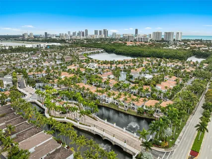 $1,899,000 | 20920 Northeast 32nd Avenue, Aventura, FL 33180