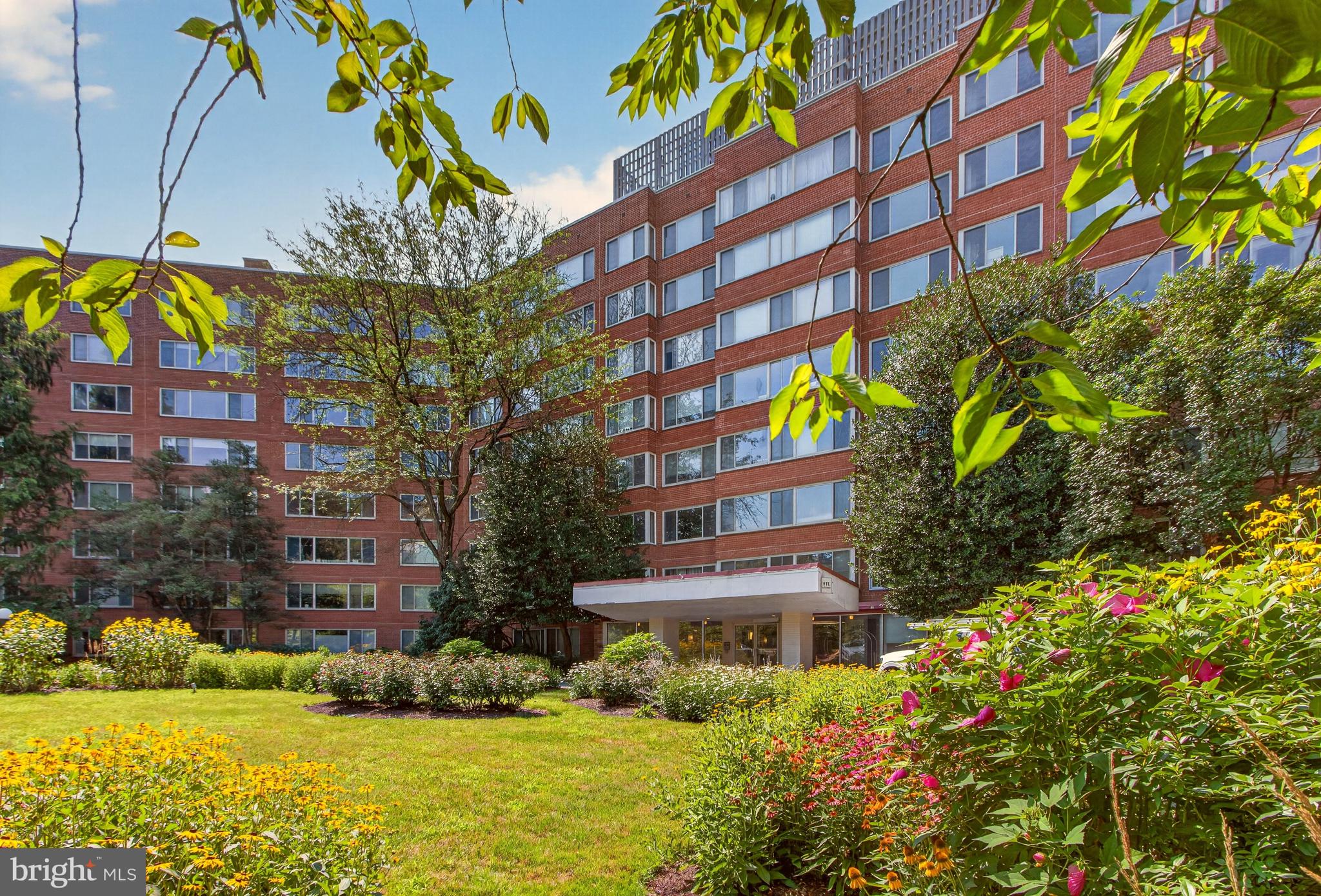 4000 Tunlaw Road Northwest, Unit 705 Washington, DC 20007 - Photo 1 of 44 a view of a building