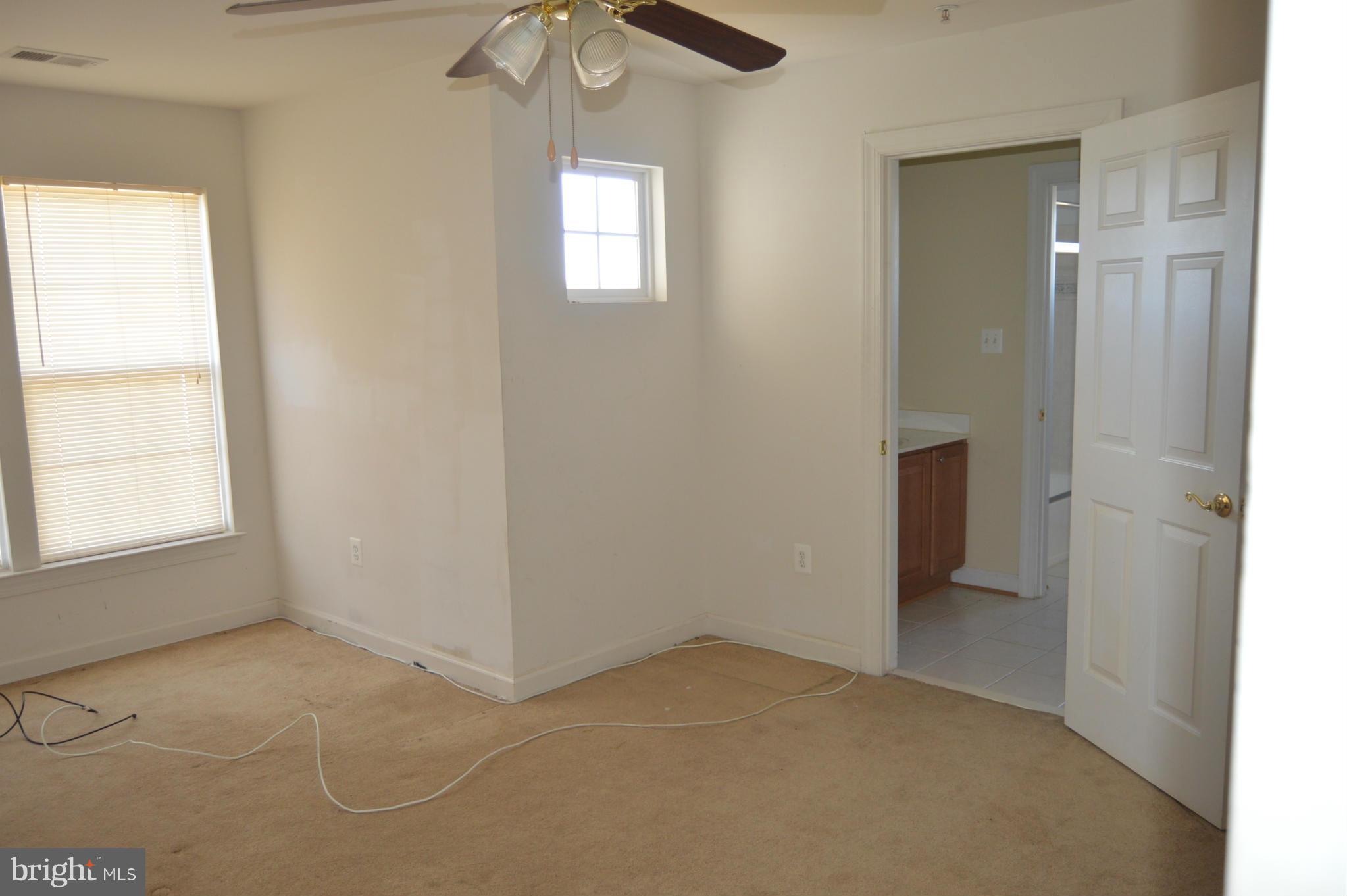 7502 Cavan Court Laurel, MD 20707 - Photo 21 of 27 Bedroom with Buddy Bath