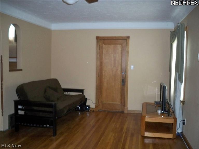 17301 Tarrymore Road Cleveland, OH 44119 - Photo 7 of 21 Gallery Image 7