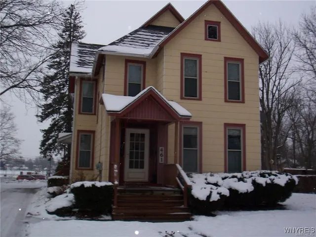 $950 | 461 High Street, Lockport City, NY 14094