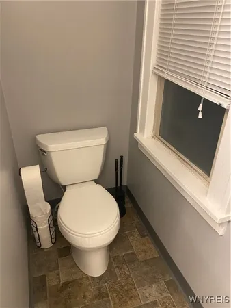 $950 | 461 High Street, Lockport City, NY 14094