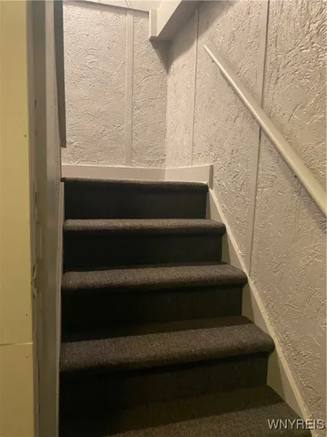 $950 | 461 High Street, Lockport City, NY 14094