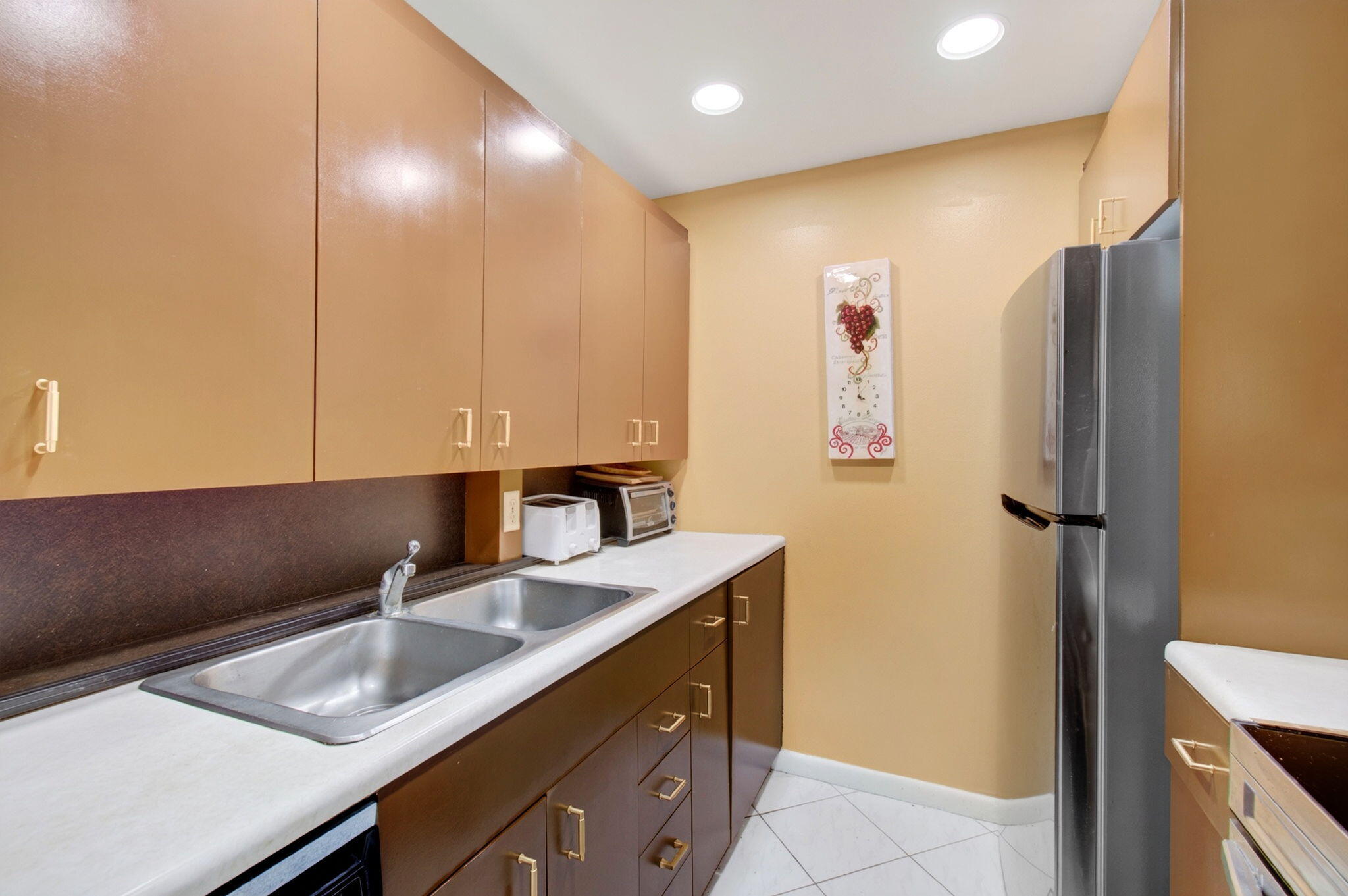 3014 Exeter Boca Raton, FL 33434 - Photo 13 of 79 12-web-or-mls-DSC_5247