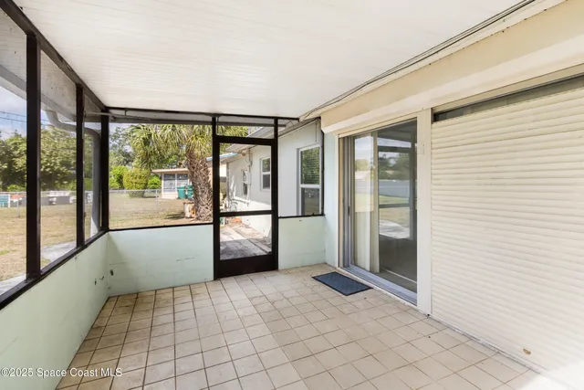 a view of an entryway