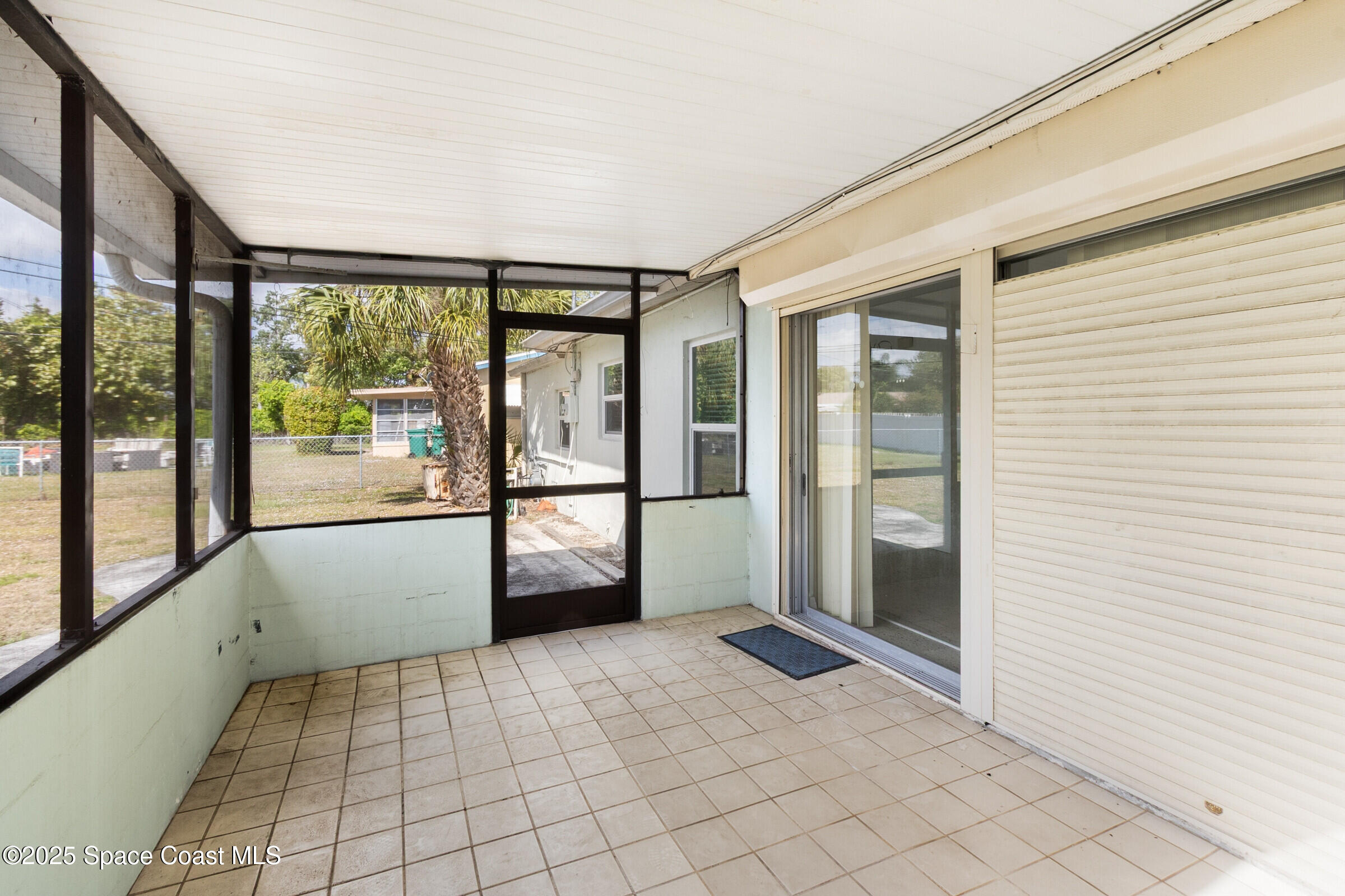 407 Bunker Street Melbourne, FL 32901 - Photo 24 of 26 a view of an entryway