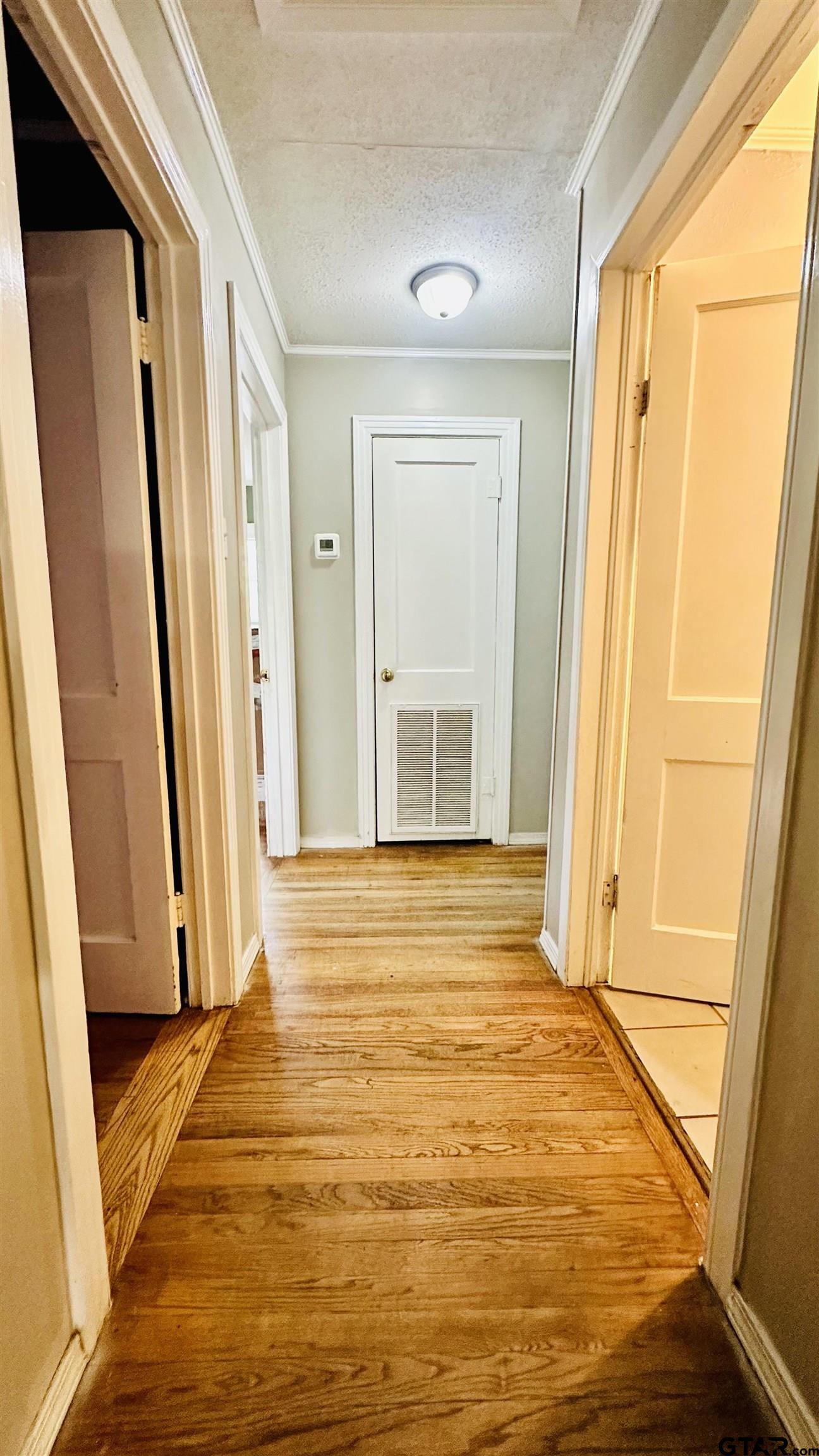 706 Layton Street Kilgore, TX 75662 - Photo 6 of 13