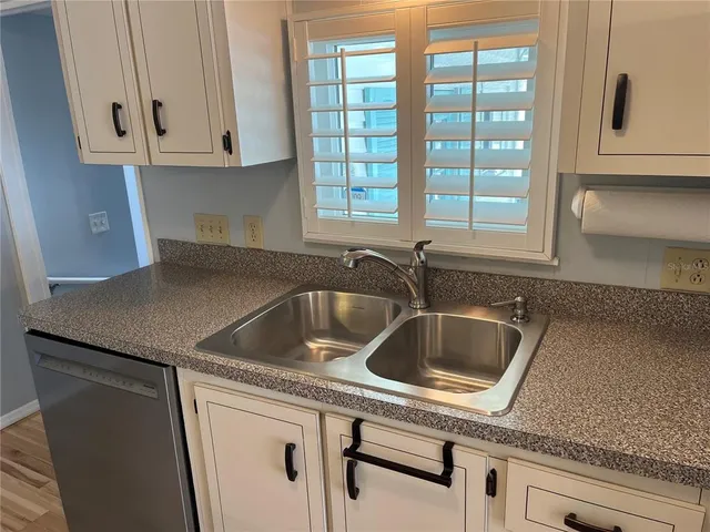 $195,000 | 1100 South Belcher Road, Unit 727, Largo, FL 33771