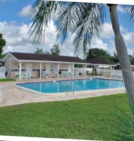 $195,000 | 1100 South Belcher Road, Unit 727, Largo, FL 33771