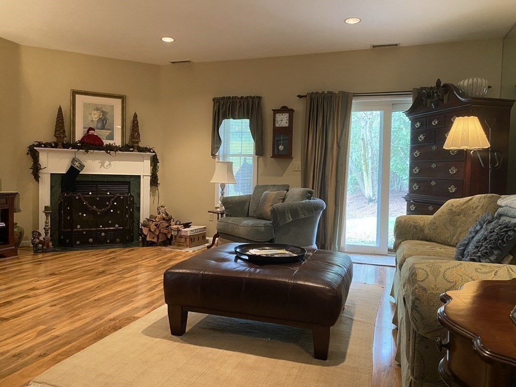401 Treasure Island Road, Unit 401 Webster, MA 01570 - Photo 24 of 42