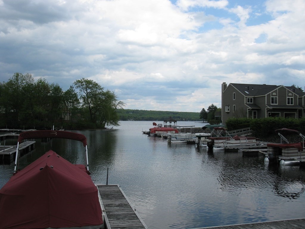 401 Treasure Island Road, Unit 401 Webster, MA 01570 - Photo 9 of 42
