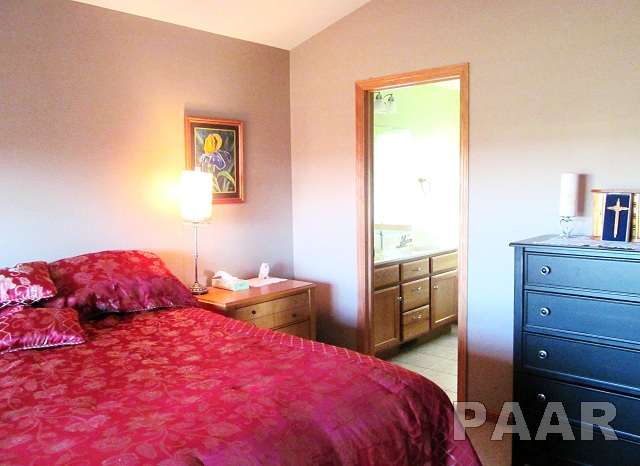 1524 Kingsbury Road Washington, IL 61571 - Photo 7 of 15 Gallery Image 7