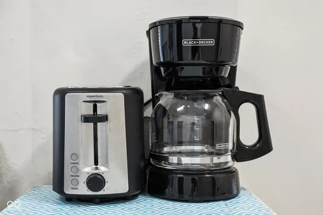 $1,300 | 784 Woodruff Pl E Drive, Unit 2, Indianapolis, IN 46201