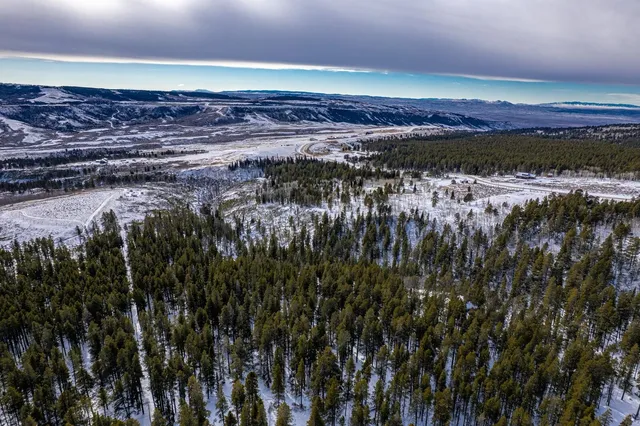 $299,900 | Mountain Way, Casper, WY 82601