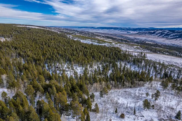 $299,900 | Mountain Way, Casper, WY 82601