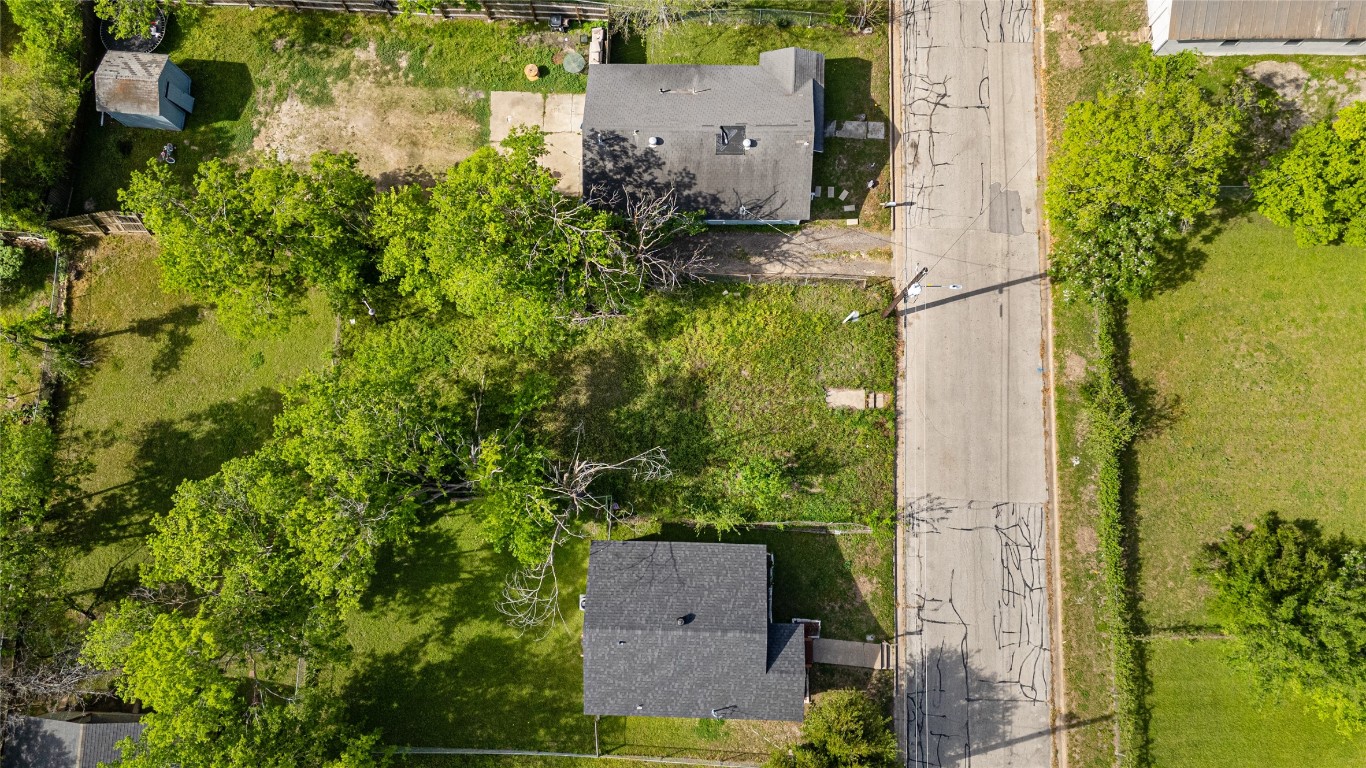 911 Hall Street Bryan, TX 77803 - Photo 12 of 12