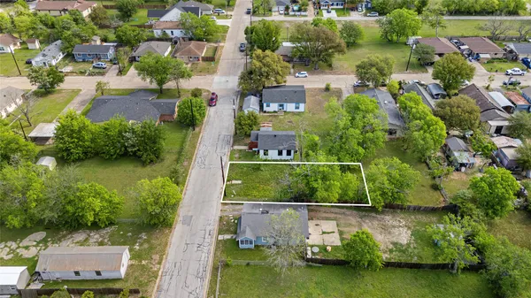 $31,000 | 911 Hall Street, Bryan, TX 77803