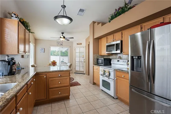$428,975 | 2760 Banyan Tree Lane, Hemet, CA 92545