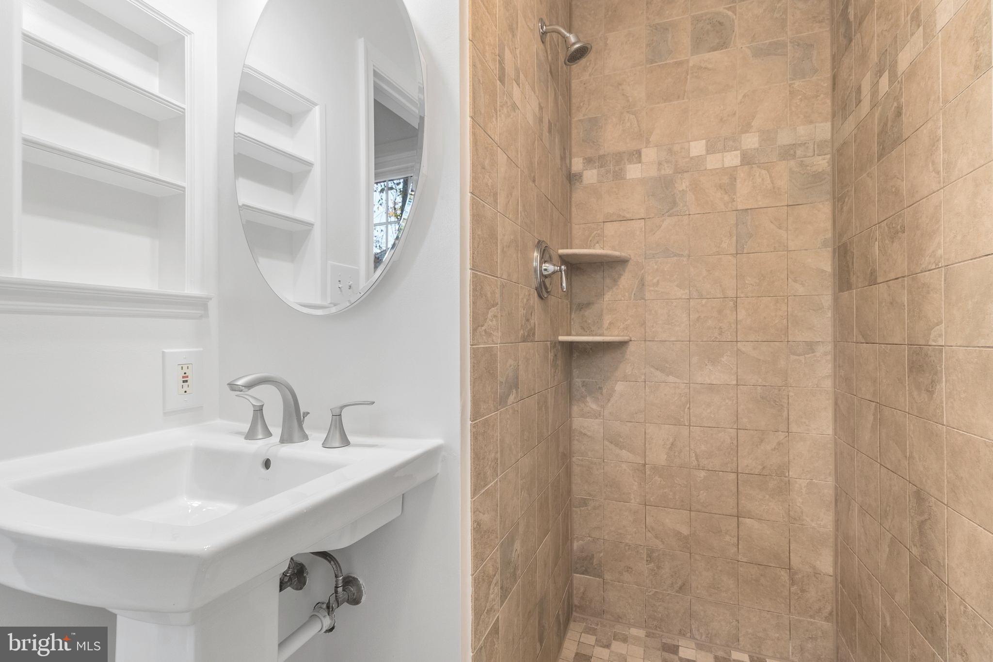 2339 Barbour Road Falls Church, VA 22043 - Photo 24 of 43 Gallery Image 24