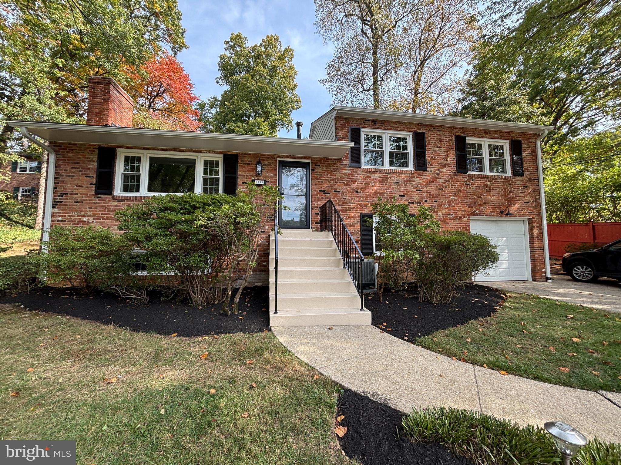 2339 Barbour Road Falls Church, VA 22043 - Photo 3 of 43 Gallery Image 3