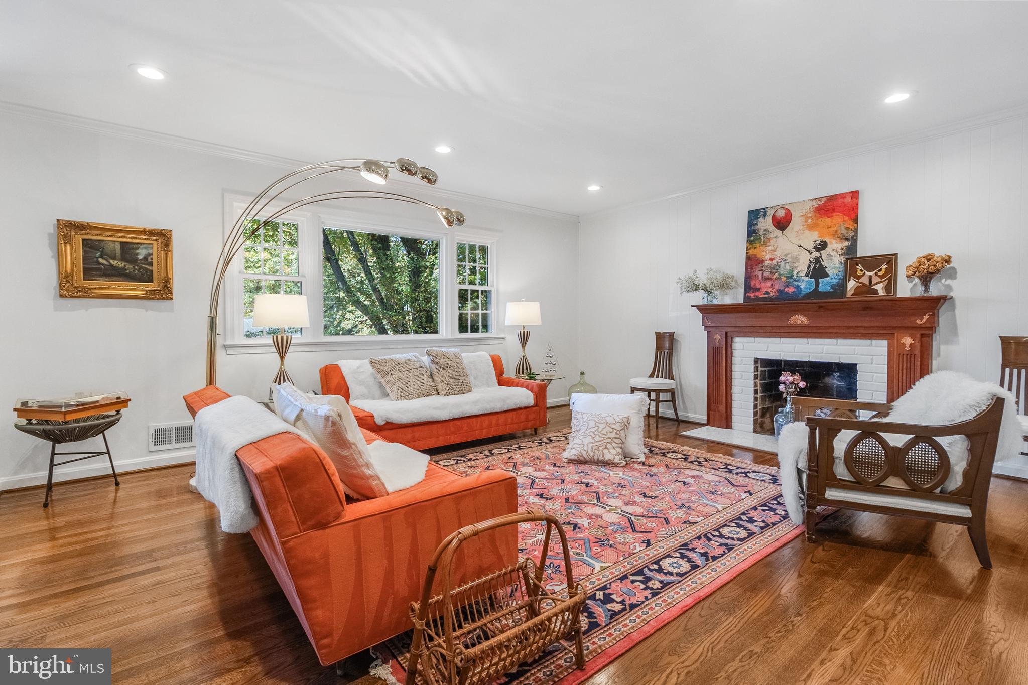 2339 Barbour Road Falls Church, VA 22043 - Photo 5 of 43 Gallery Image 5