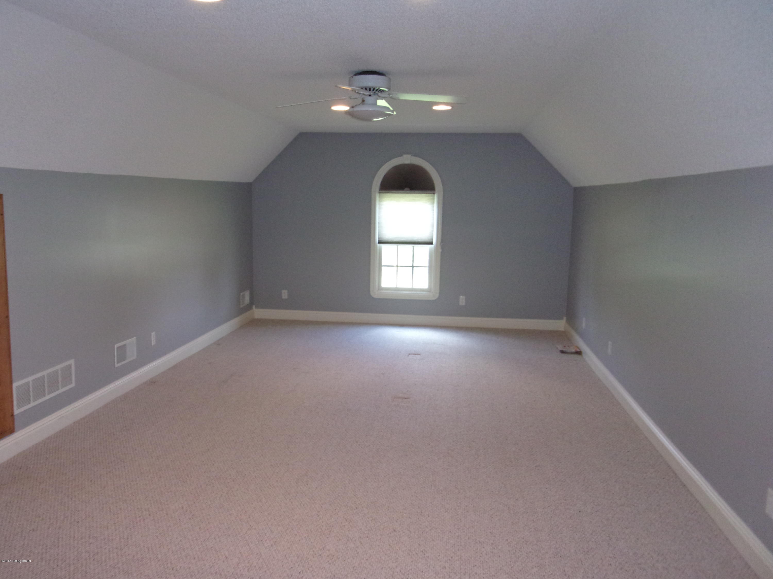 951 Highview Church Road Bloomfield, KY 40008 - Photo 27 of 41 101_0187