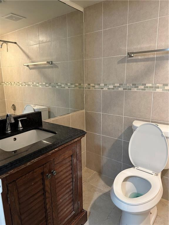 3680 Inverrary Drive, Unit 3R Lauderhill, FL 33319 - Photo 3 of 21 Photo 3