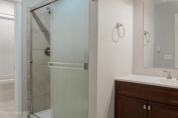 $799,000 | 66 Fern Lane, Cocolalla, ID 83813