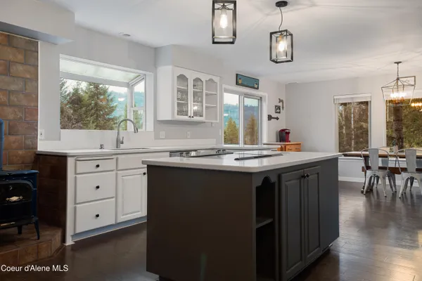 $799,000 | 66 Fern Lane, Cocolalla, ID 83813