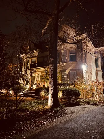 $2,480,000 | 1499 Sheridan Road, Highland Park, IL 60035