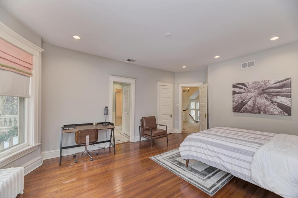 1499 Sheridan Road Highland Park, IL 60035 - Photo 42 of 87