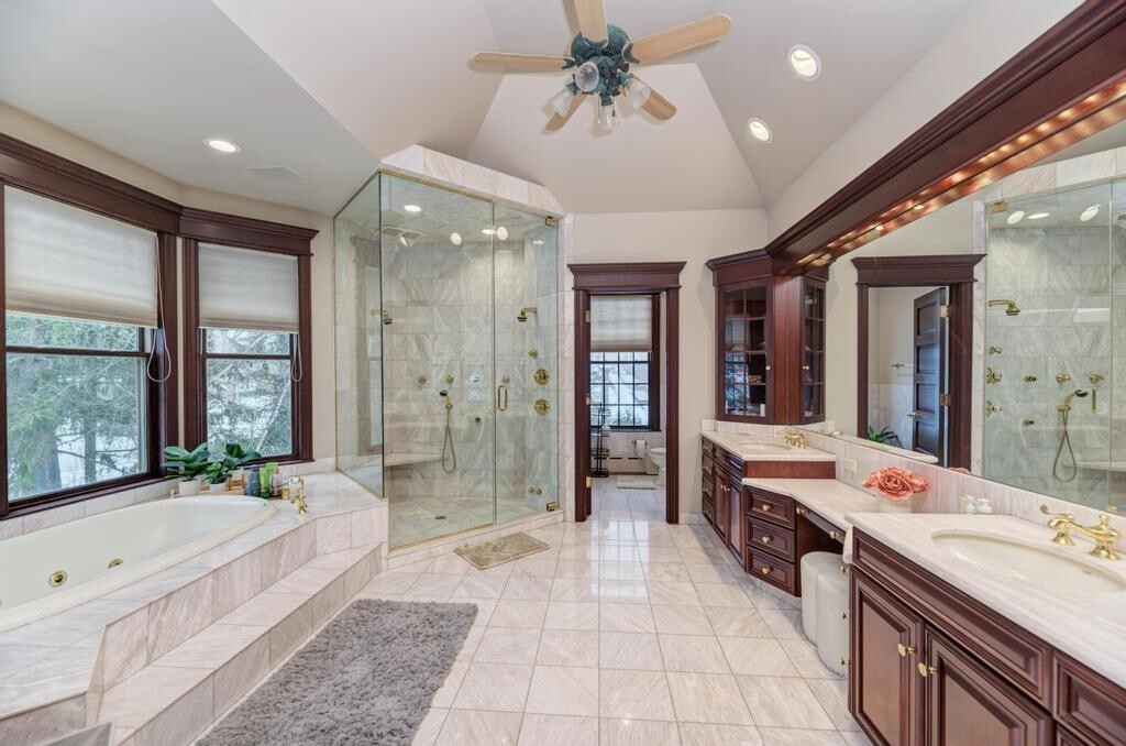 1499 Sheridan Road Highland Park, IL 60035 - Photo 53 of 87