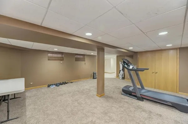 $2,280,000 | 1499 Sheridan Road, Highland Park, IL 60035