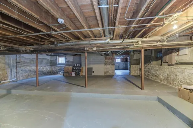 $2,480,000 | 1499 Sheridan Road, Highland Park, IL 60035