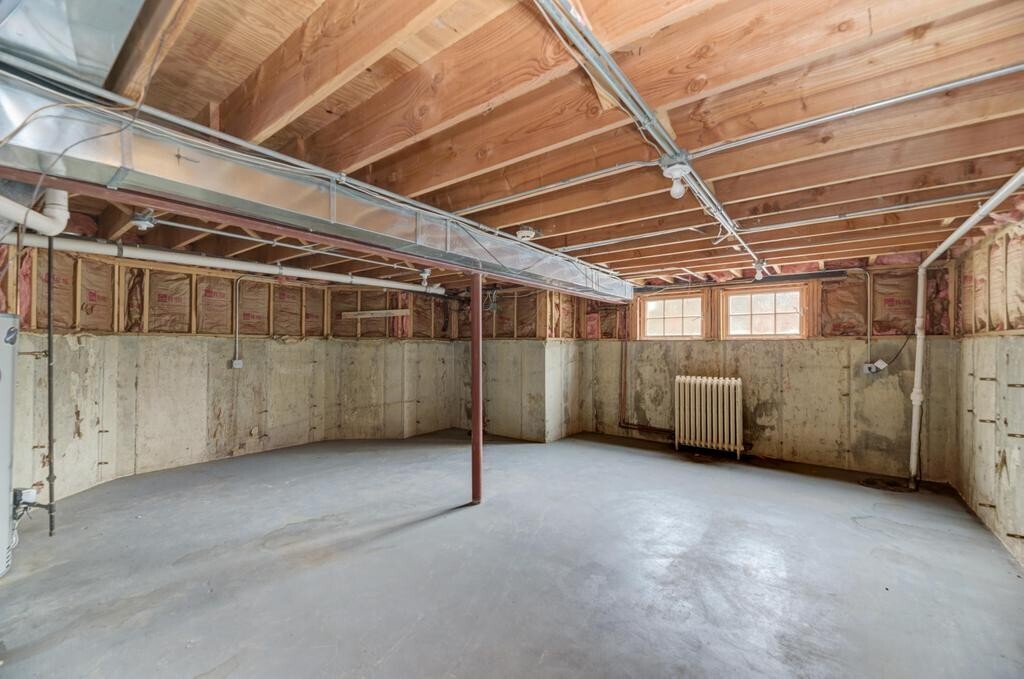 1499 Sheridan Road Highland Park, IL 60035 - Photo 73 of 84 a view of an empty room