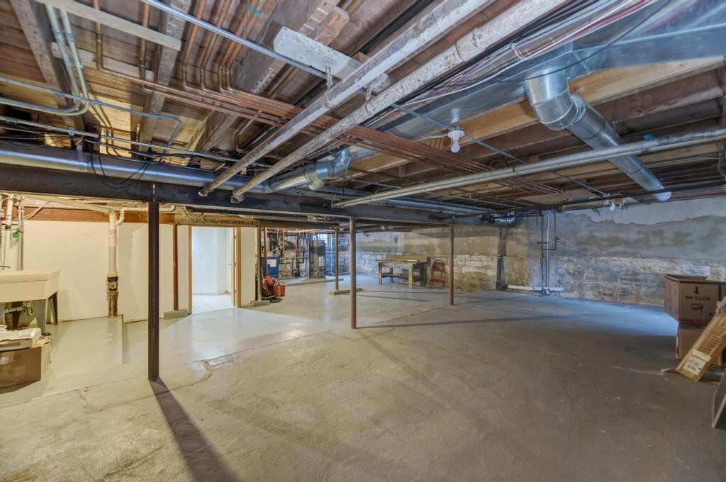 1499 Sheridan Road Highland Park, IL 60035 - Photo 74 of 84