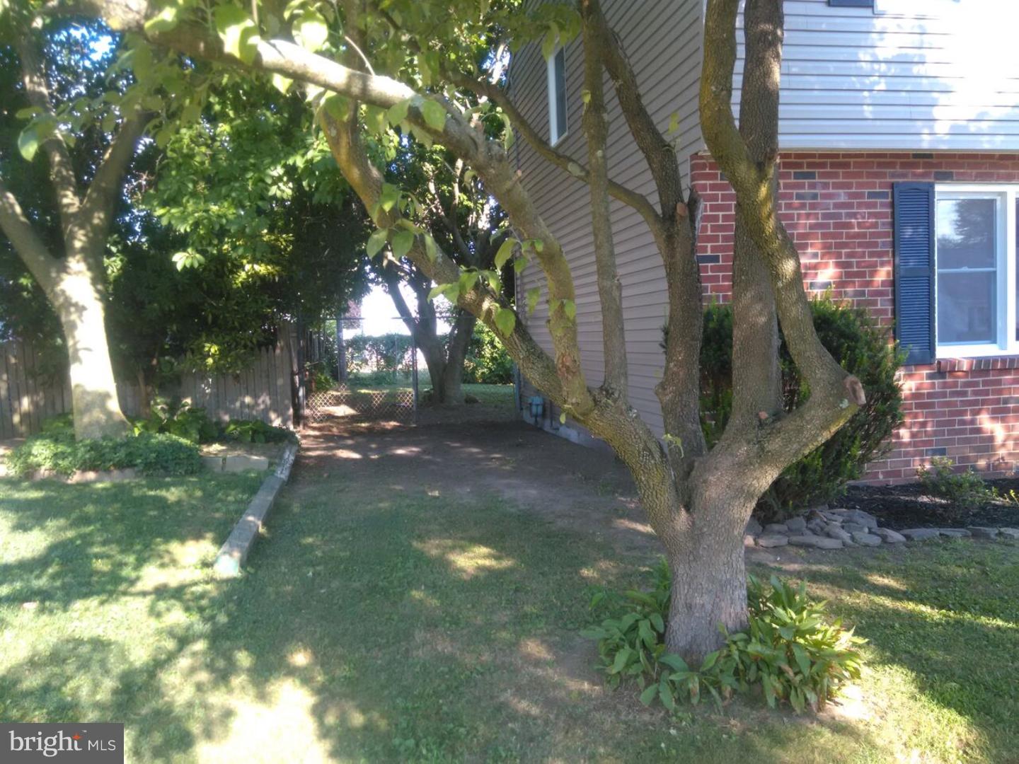 15 George Read Road New Castle, DE 19720 - Photo 3 of 25 Gallery Image 3