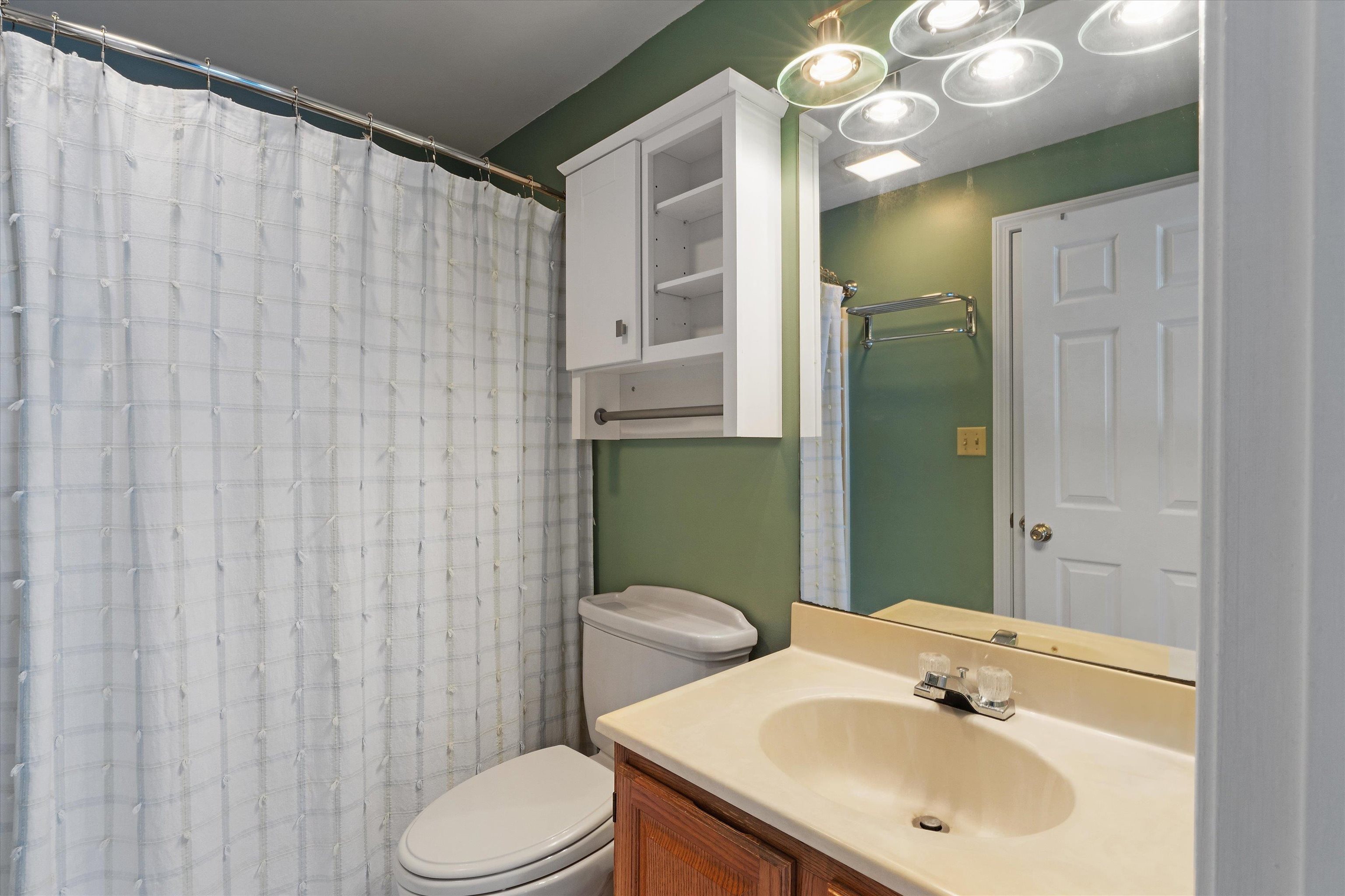 14 Salisbury Road, Unit 43 Nashua, NH 03064 - Photo 16 of 24