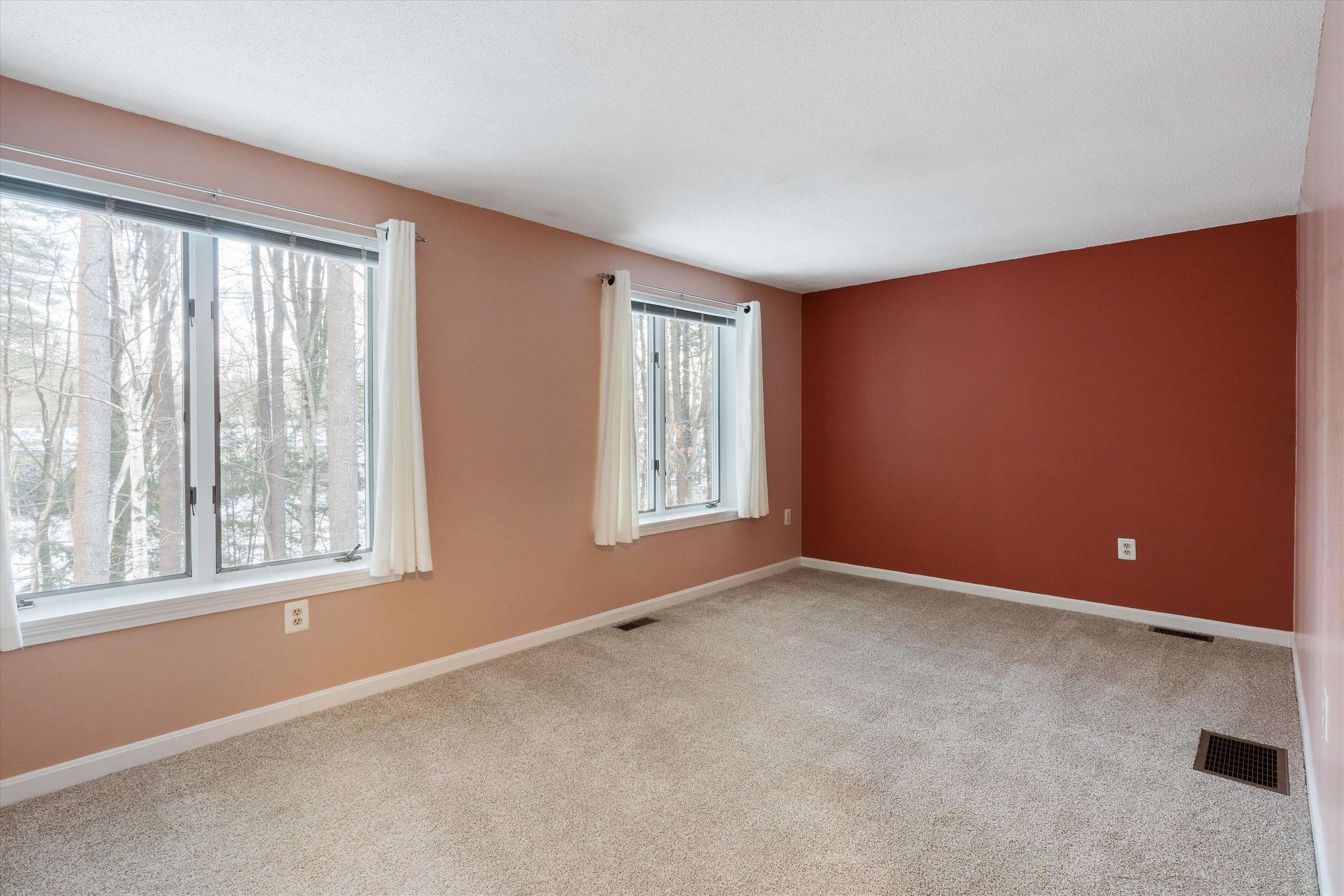 14 Salisbury Road, Unit 43 Nashua, NH 03064 - Photo 17 of 24