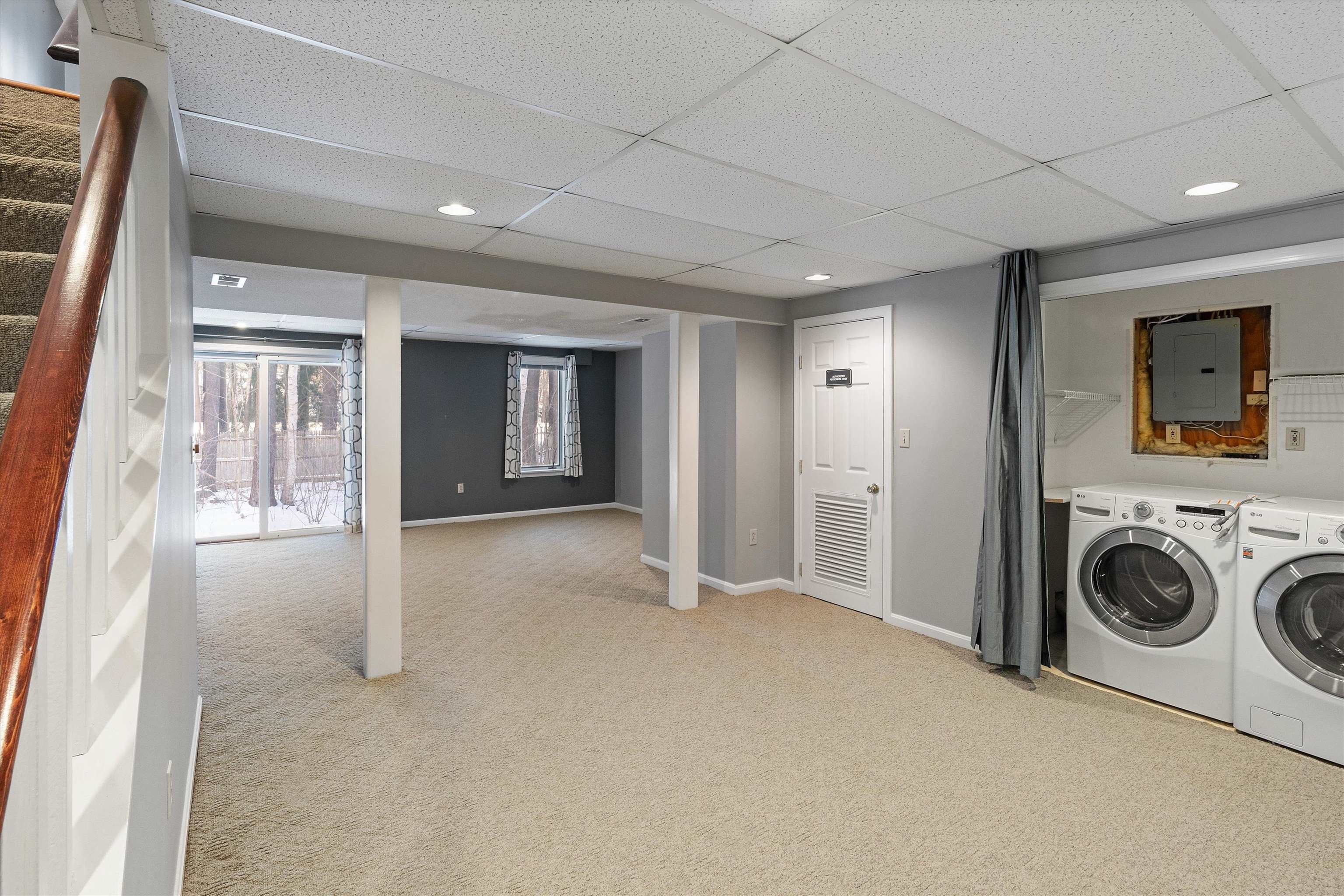 14 Salisbury Road, Unit 43 Nashua, NH 03064 - Photo 20 of 24
