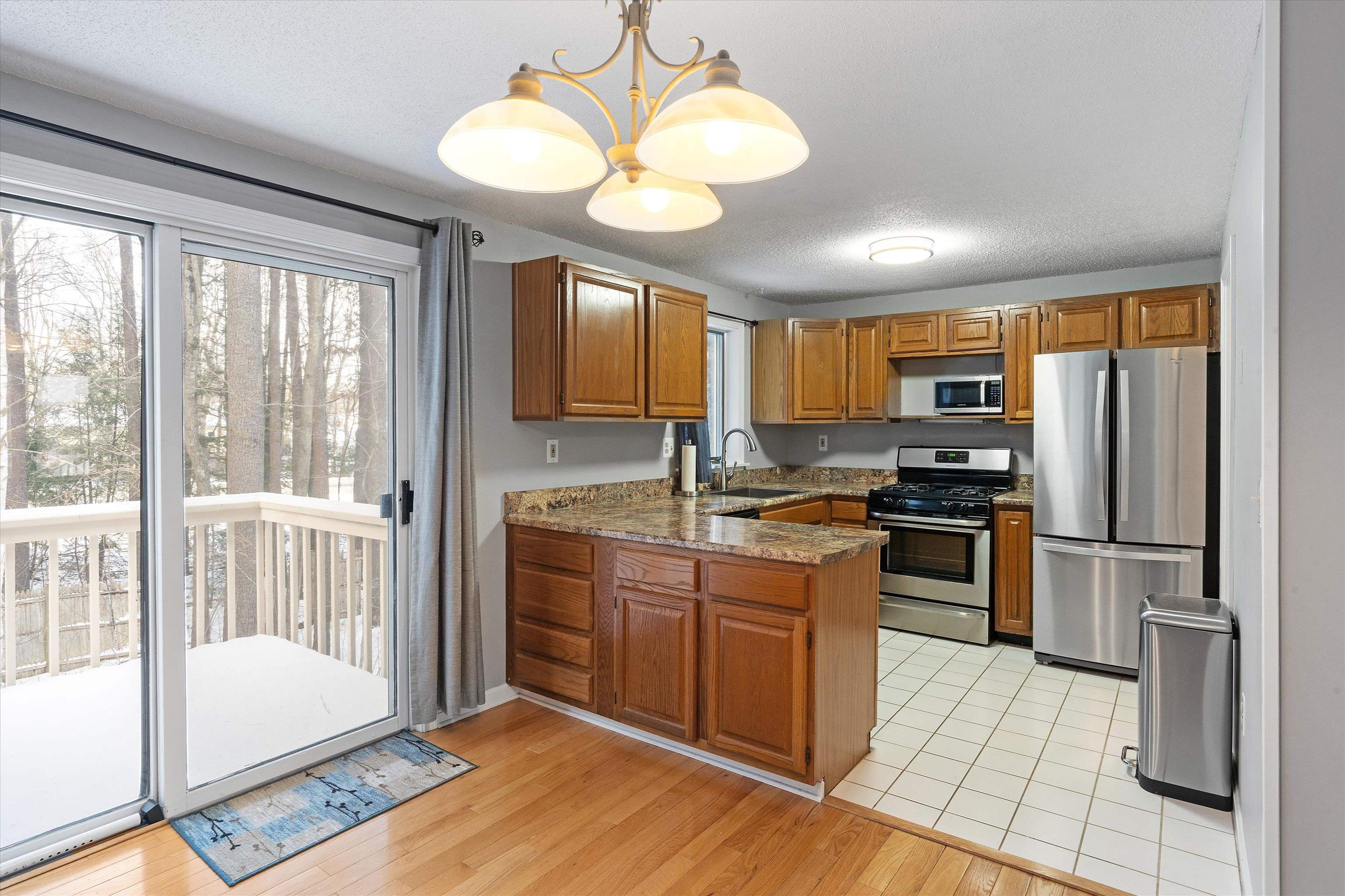 14 Salisbury Road, Unit 43 Nashua, NH 03064 - Photo 5 of 24