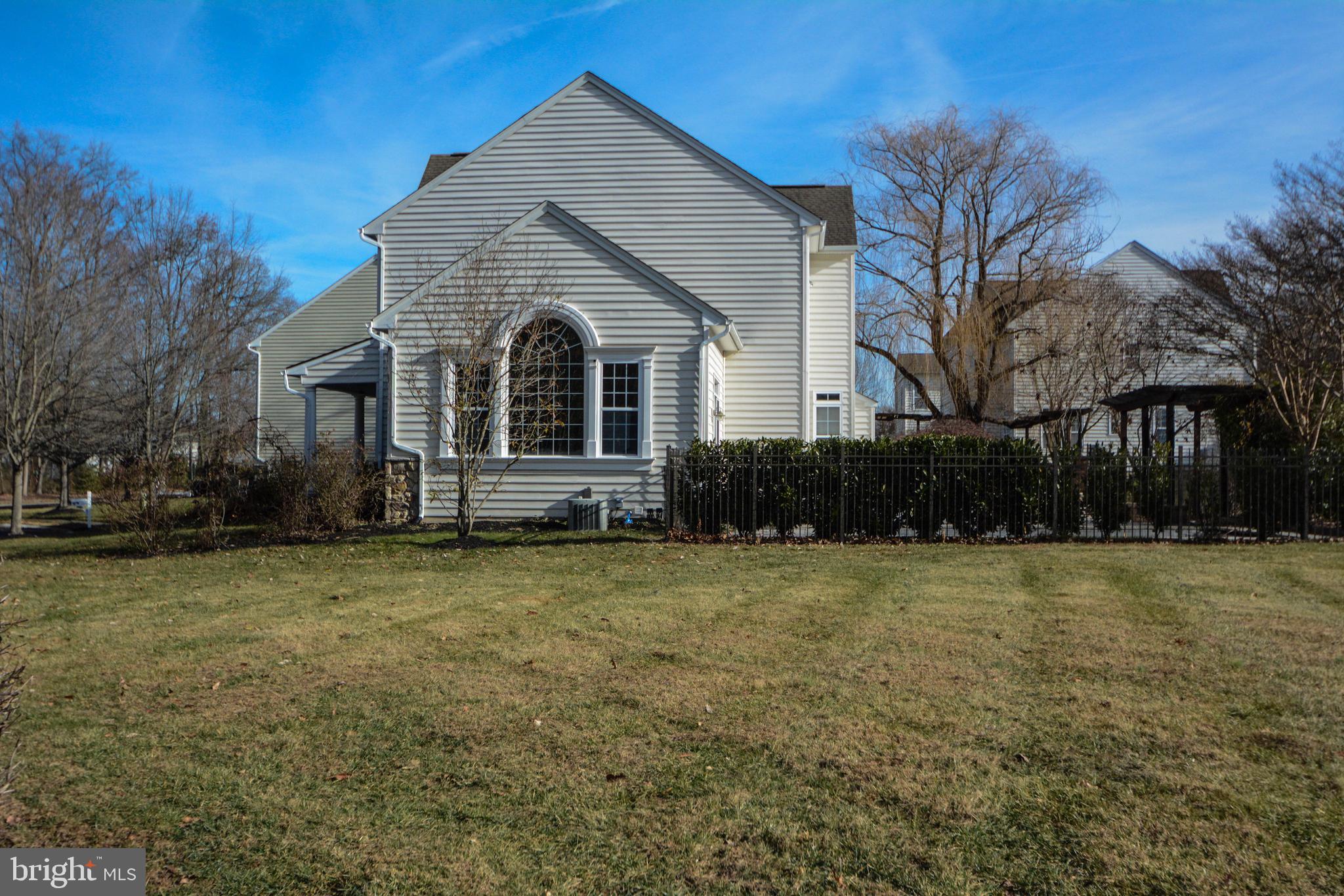 104 Camp David Road Wilmington, DE 19810 - Photo 3 of 36 Privacy - boarders open space