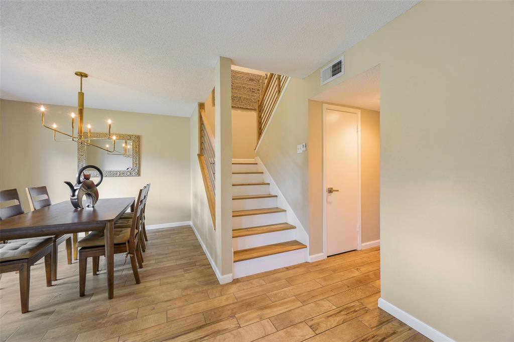 2903 Fort Point Lane Carrollton, TX 75007 - Photo 4 of 27 a view of a hallway with seating area