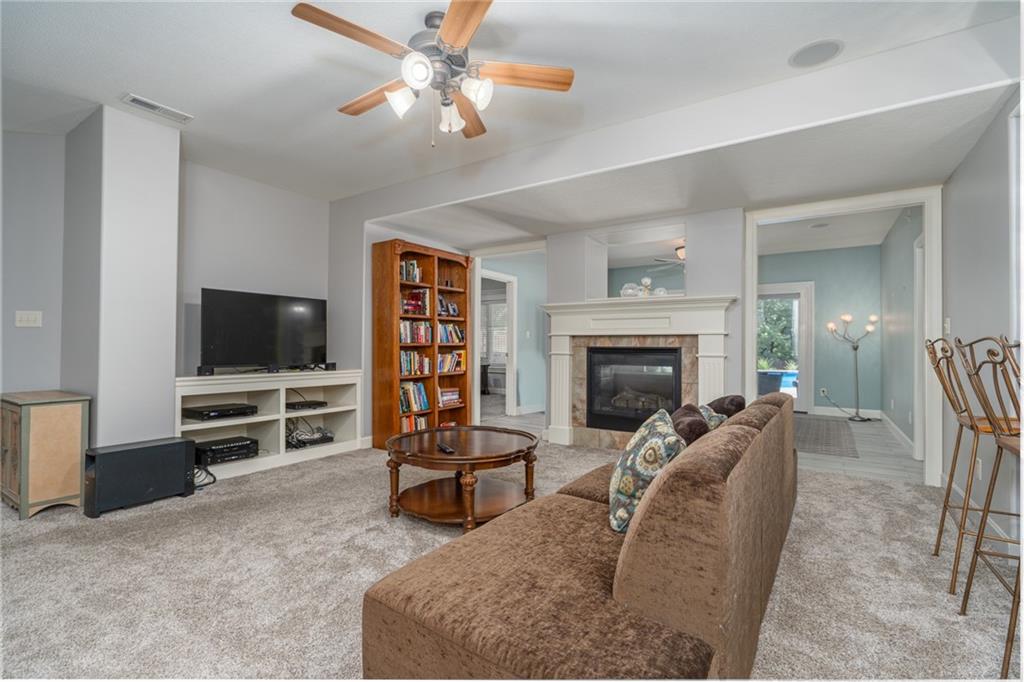 1216 Waverly Drive Lawrence, KS 66049 - Photo 24 of 46