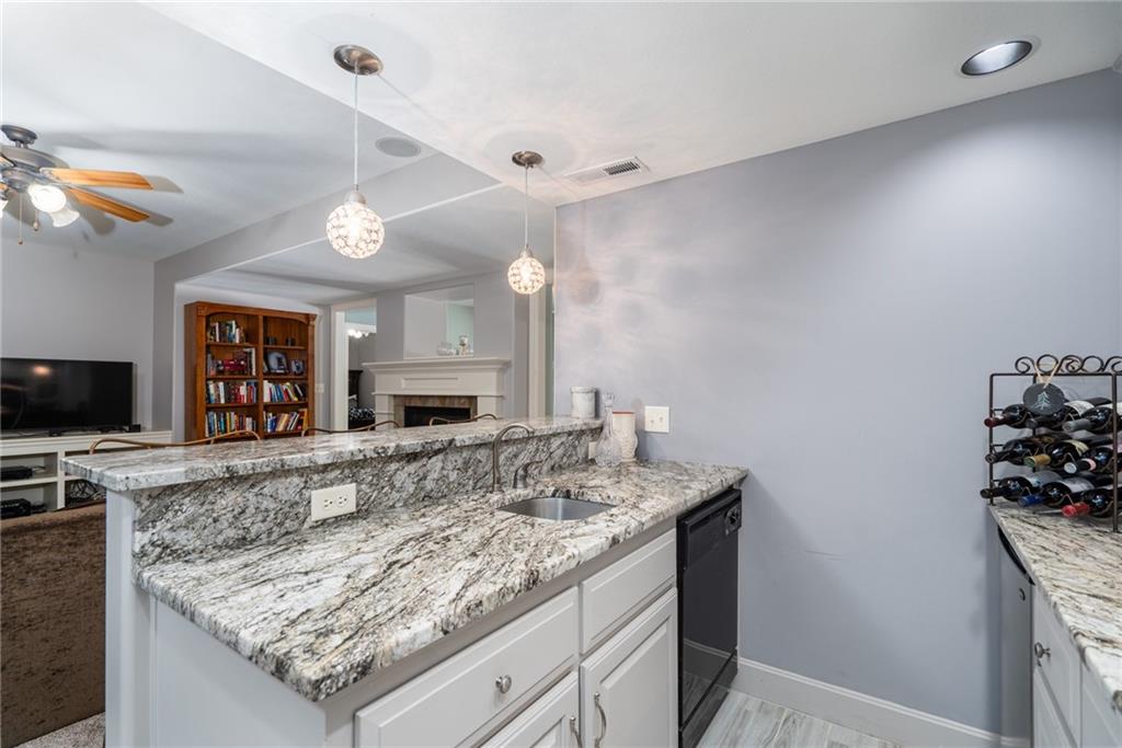 1216 Waverly Drive Lawrence, KS 66049 - Photo 28 of 46