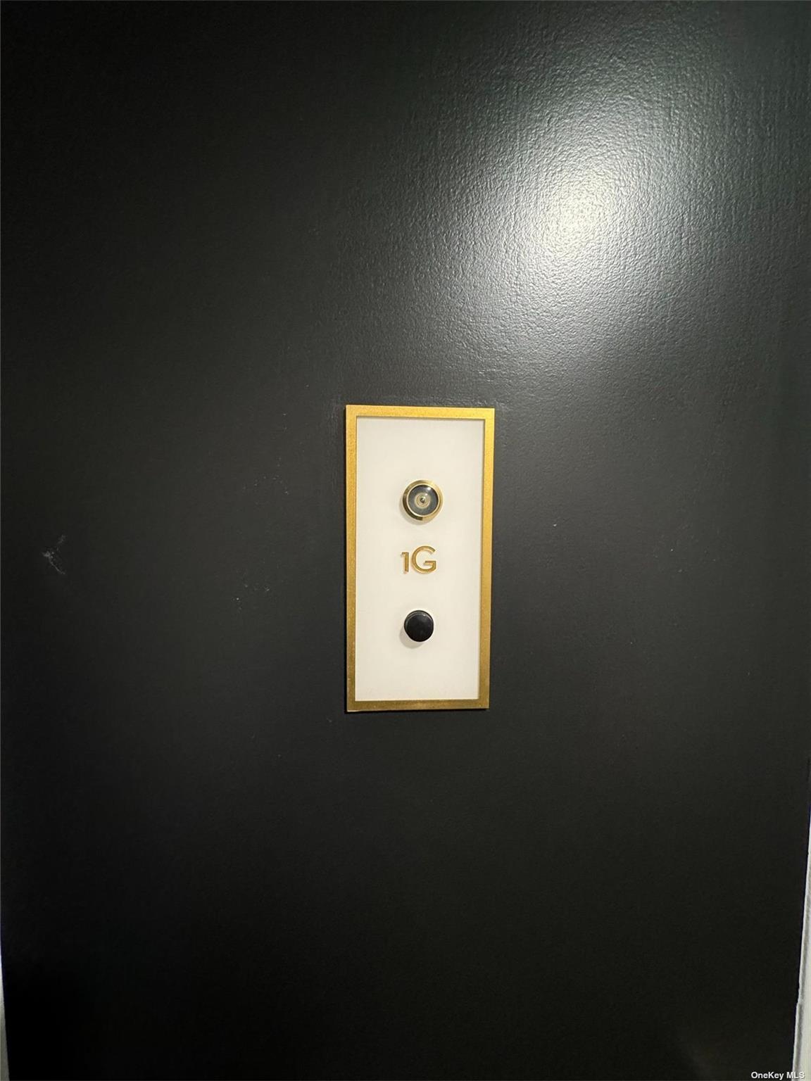 67-76 Booth Street, Unit 1G Queens, NY 11375 - Photo 10 of 15 a bathroom with a window